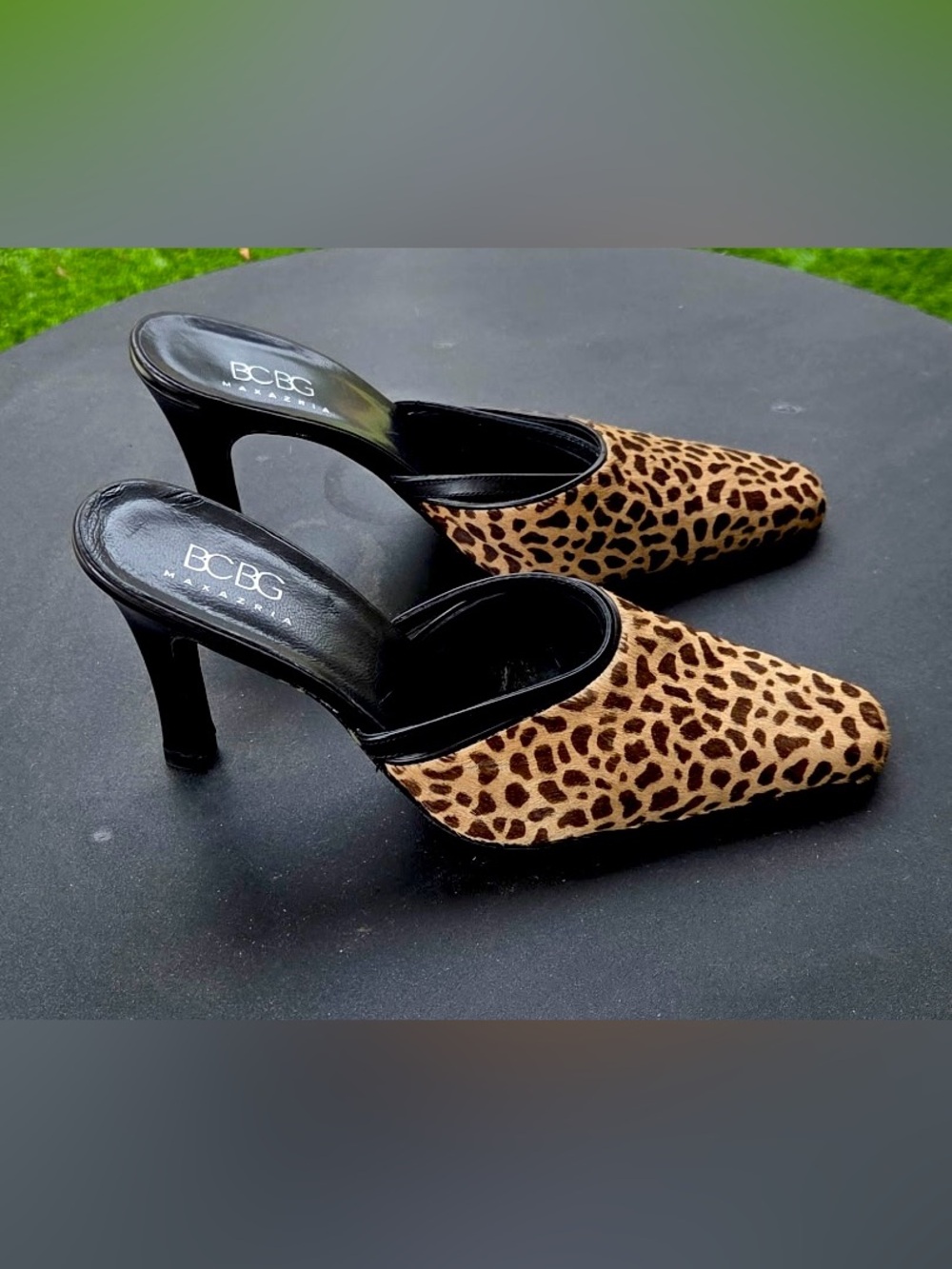 New BCBG Max Azria Leopard Print 
Calf Hair Mule Heels 9B